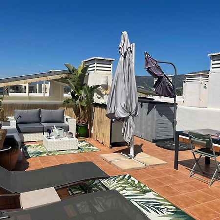 Appartement Avec Terrasse Sur Le Toit Vue Mer 罗萨斯 外观 照片