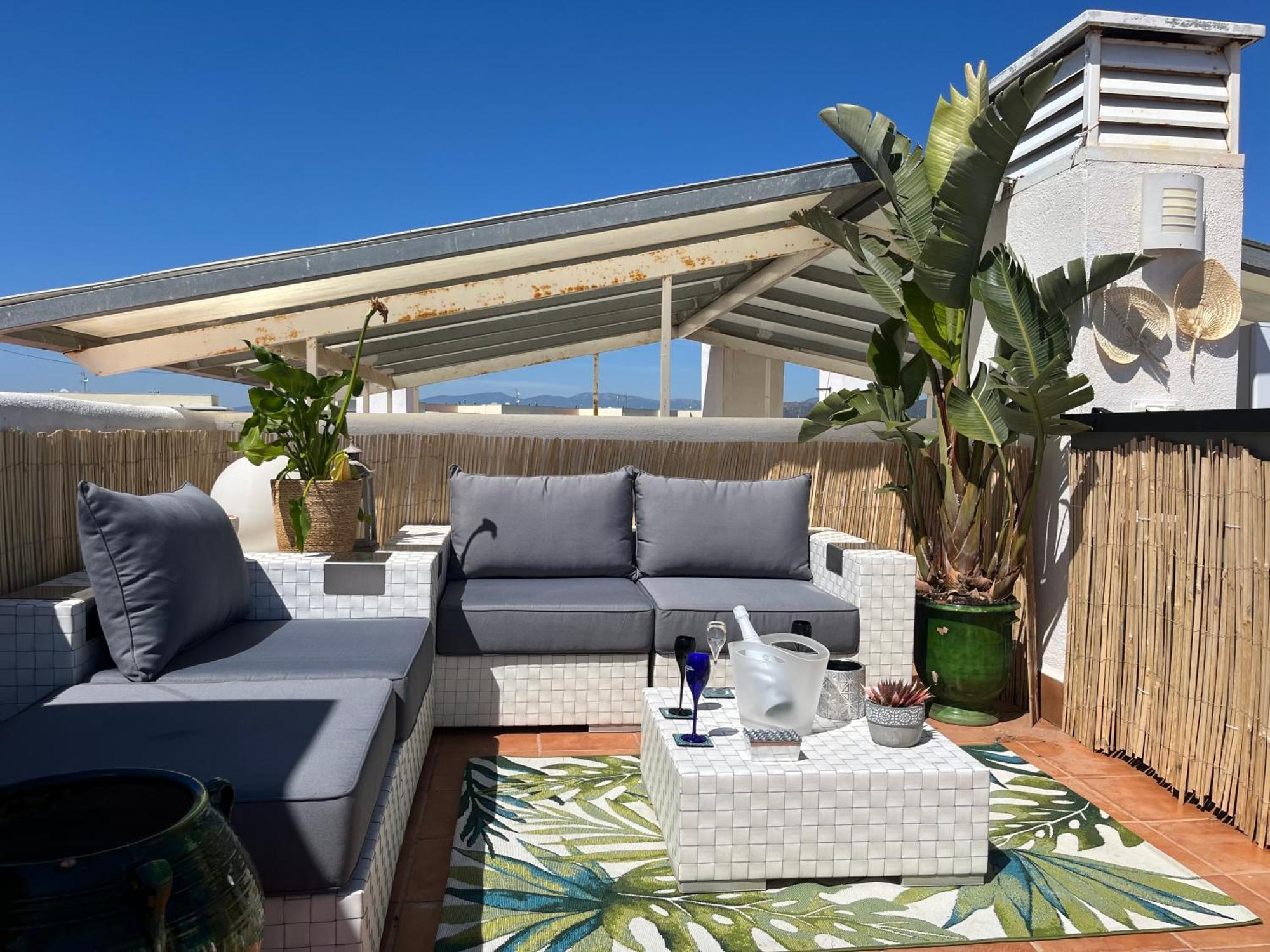 Appartement Avec Terrasse Sur Le Toit Vue Mer 罗萨斯 外观 照片